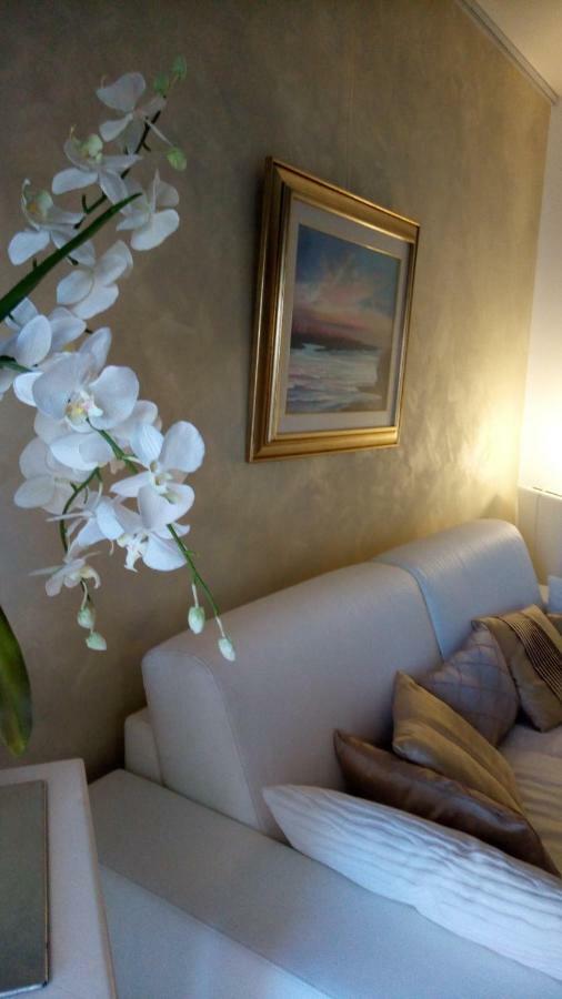 Atelier Apartment Портогруаро Екстериор снимка