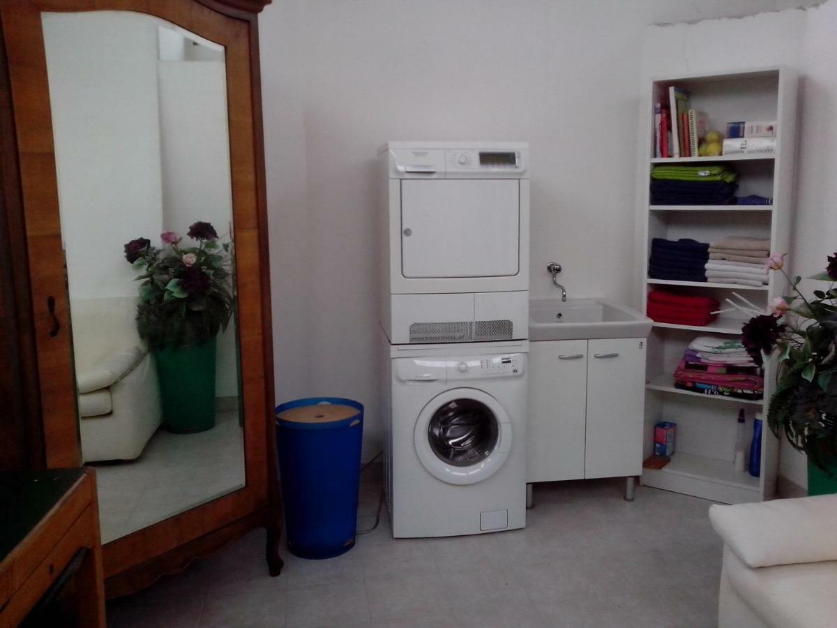 Atelier Apartment Портогруаро Екстериор снимка