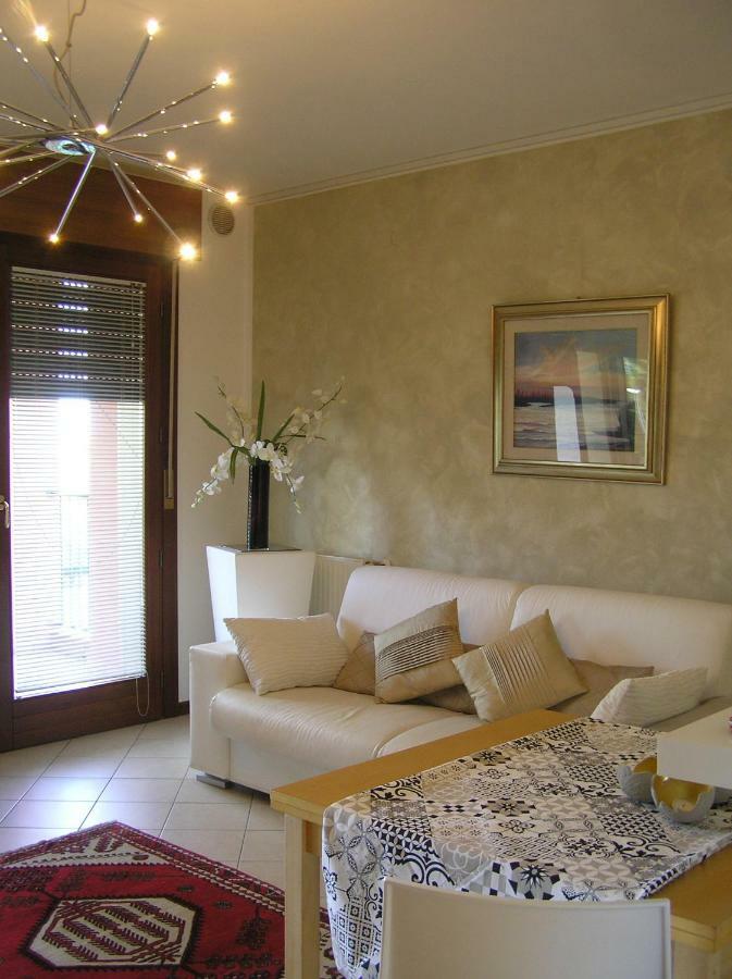 Atelier Apartment Портогруаро Екстериор снимка